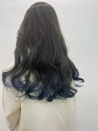 ロング カラー オリーブ/アッシュ やわらか透明感カラーのヘアスタイル