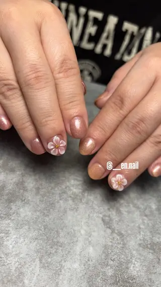 ネイル en.nail⭐︎ 丹波橋のネイルデザイン