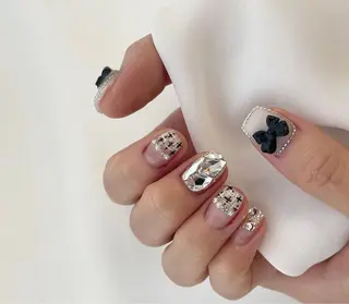 ネイル UniqueNail 長さだし専門店のネイルデザイン