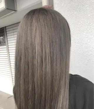 ミディアム カラー レイヤーカット匠 イソザキノリユキのヘアスタイル
