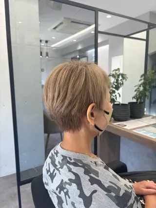 ショート Nail &Beauty by UNO伊勢原所属・COCO .のヘアスタイル