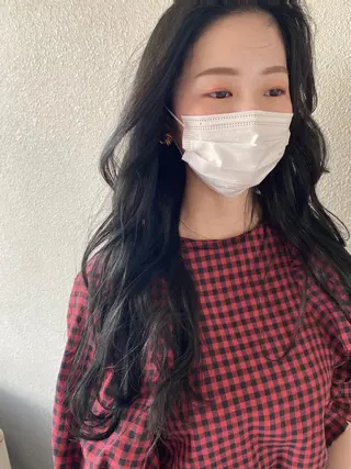 ロング カラー Crea la Luce 天神西通り店【クレアラルーチェ】所属・クレアラルーチェ 天神西通りのマツエク・マツパデザイン