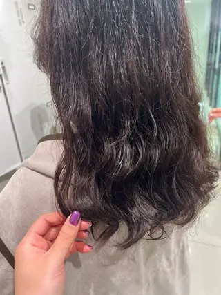 セミロング パーマ 【暖色カラー特化】 中山由梨のヘアスタイル