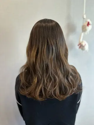 セミロング カラー K Harukaのヘアスタイル