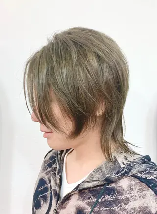 ショート ヘアサロンCHARM所属・🌈ハク ユヒのヘアスタイル