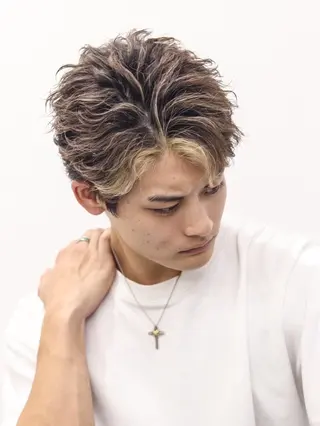 パーマ メンズ 革命🔥ツイスパ/フ ェザー特化SHOTAのヘアスタイル