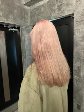 ロング カラー 🦋透明感カラー /ケアブリーチ🦋のヘアスタイル