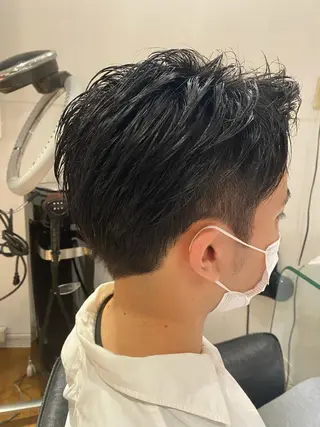 ショート 勝沼 佑季のヘアスタイル