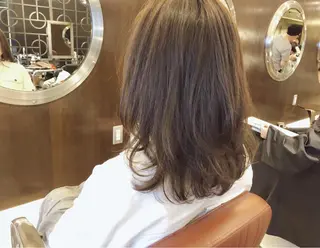 セミロング カラー 356所属・髪質改善/艶髪/ 木山ゆかりのヘアスタイル