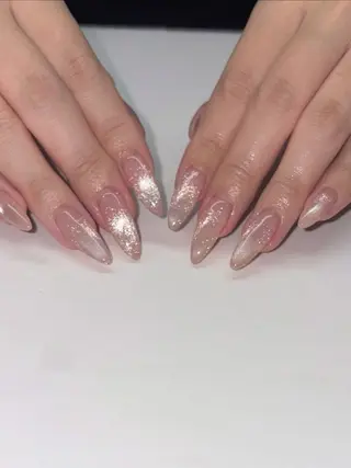 ネイル BISOLA所属・SUZUKI AMIのネイルデザイン