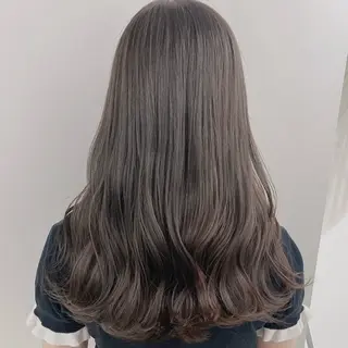 ロング カラー 透明感/グレージュ/ ベージュ/るな🪽のヘアスタイル