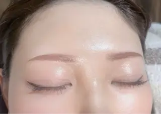 アイブロウ サロンデアトリエ 愛沙花のマツエク・マツパデザイン