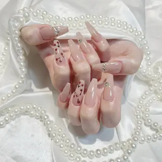 ネイル WISTERIA aisaのネイルデザイン