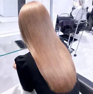 ロング カラー 🫧うる艶トレンド 🫧透明感カラーのヘアスタイル