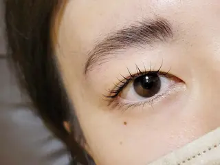 マツエク・マツパ 💜bora .のネイルデザイン