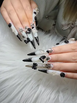 ネイル Lee Nailsのネイルデザイン