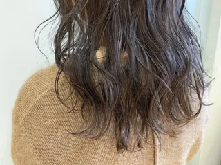 ロング 透明感カラー・ 髪質改善🩵イケダのヘアスタイル
