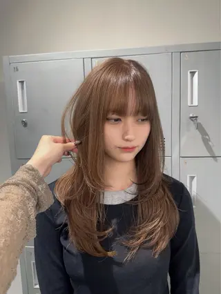 ロング 透明感カラー/レイ ヤーカット/KaHoのヘアスタイル