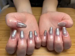 ネイル VIVA NAIL所属・自爪を傷つけない フィルイン3500円のネイルデザイン