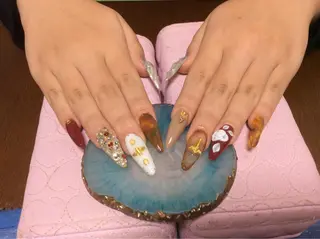 ネイル フラワー ムーンのネイルデザイン