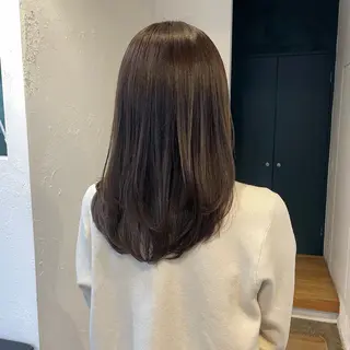セミロング カラー mina / 透明感ベージュカラーのヘアスタイル