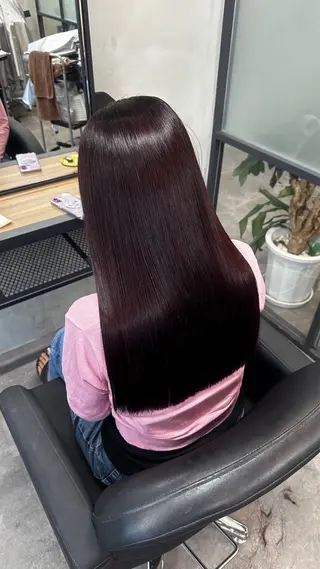 ロング 山下 華夢のヘアスタイル