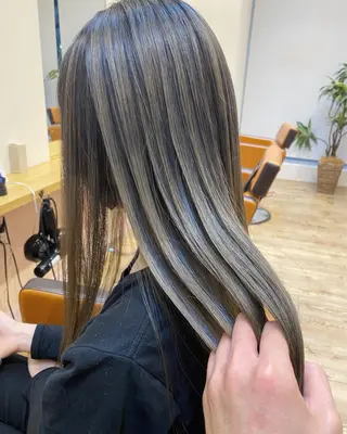 ロング Elsol所属・中川 勝友のヘアスタイル