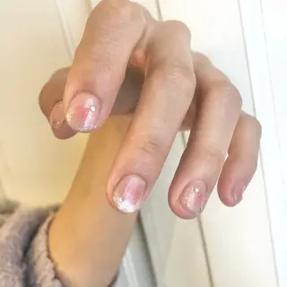 ネイル MOFU NAIL所属・MOFU NAIL 🐈‍⬛のネイルデザイン