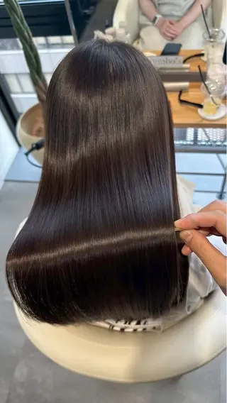 ロング 髪質改善/ ミオリのヘアスタイル