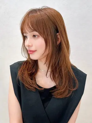 セミロング カラー パーマ 🫧小顔×似合わせ× 透明感カラー🫧のヘアスタイル