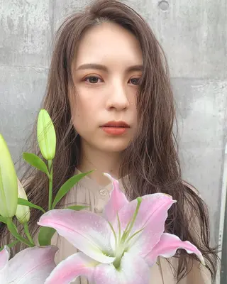 セミロング カラー パーマ 🇺🇸✂️🍟 こんあゆみのヘアスタイル