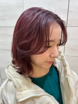 カラー 深谷 真見のヘアスタイル