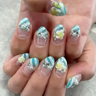 ネイル 東 千夏のネイルデザイン