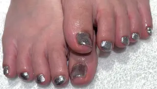 ネイル CECIL beauty labo所属・田中 梨奈のネイルデザイン