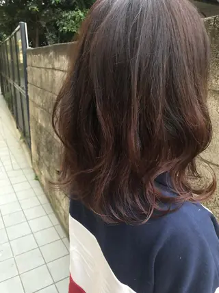 カラー ヘアメイクアース浦和店所属・【白髪ぼかし】 矢内　夏輝のヘアスタイル