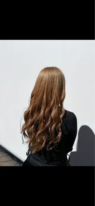 ロング カラー ヘアアレンジ Hair+Relax Rhythm所属・吉原 美玖のヘアスタイル