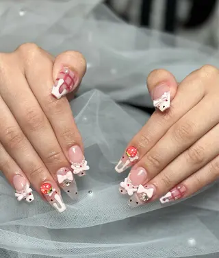 ネイル なな_ CloudyChanのネイルデザイン