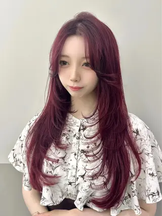 ロング 韓国レイヤー透明感 カラーヨウスケのヘアスタイル