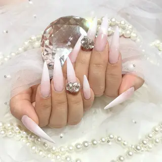 ネイル WISTERIA sahoのネイルデザイン