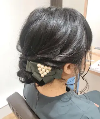 ミディアム ヘアアレンジ GRANLUSSO 〜グランルッソ駅前店所属・木口 嘉美のヘアスタイル