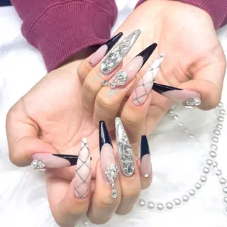 ネイル ayaka ギャルネイル🎀のネイルデザイン