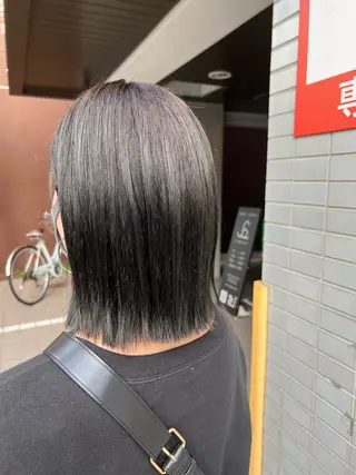 ミディアム 安田 菜摘のヘアスタイル