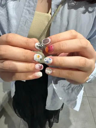 カラー ネイル マツエク・マツパ ハイトーン特化 pepe🎀のヘアスタイル