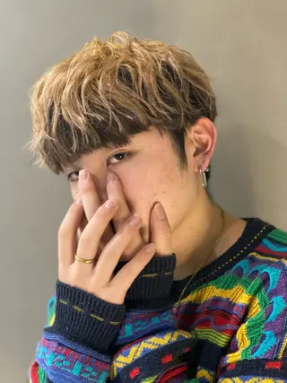 ショート sunc所属・梅田l大人韓国ヘア レイヤー×艶カラーのヘアスタイル