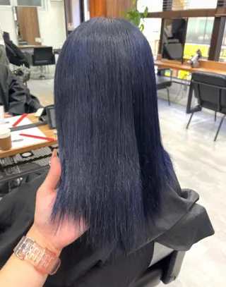 セミロング RIO🩶NEXT/ エクステ/ハイトーンのヘアスタイル