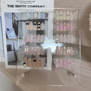 ネイル 安井 寛奈のネイルデザイン