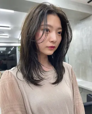 セミロング カラー 表参道 夏カラー/嵐士のヘアスタイル