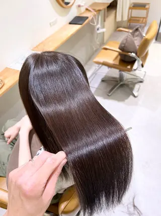 ロング Gokan所属・[Gokan] KUNISHIMAのヘアスタイル