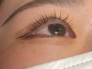 マツエク・マツパ Eyelash Salon Mooo 千葉店所属・笹岡 朋夏のマツエク・マツパデザイン