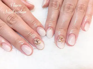 ネイル Viseo《6週間 長持ちパラジェル》のネイルデザイン